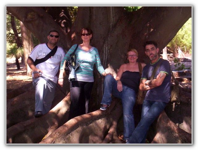 DJ SJ Stuart & Karen at Perth Zoo Feb 16th 2007